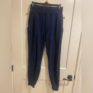 Lululemon LA Warm Down High arise Jogger